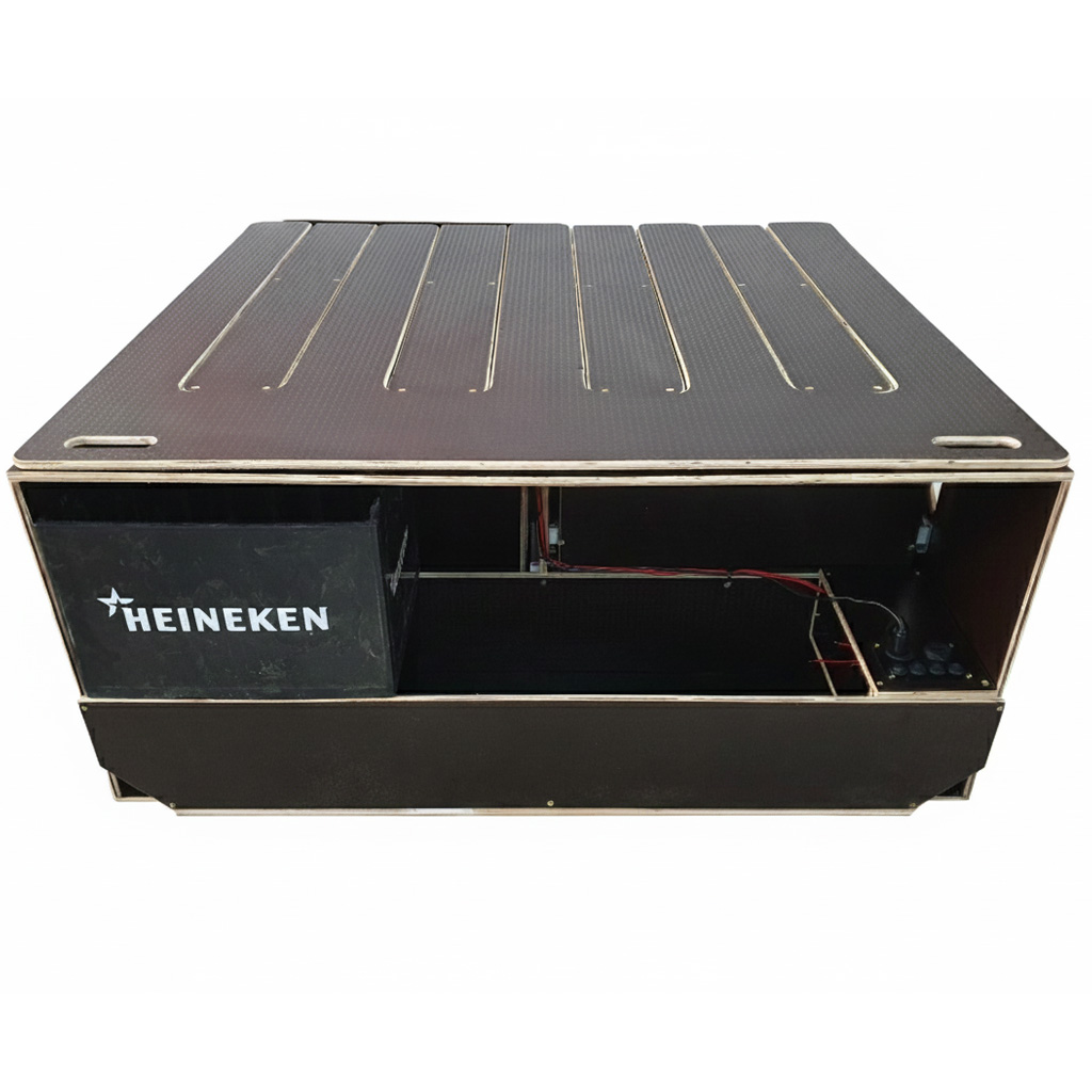 Nissan NV200 Back View